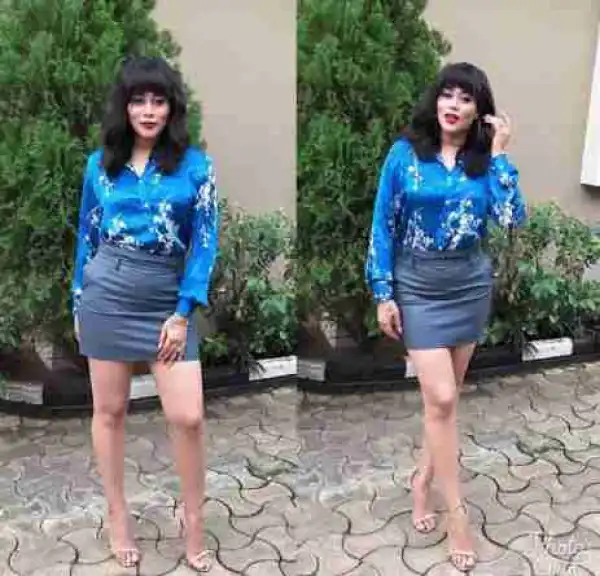 Hot Laps!! Actress Adunni Ade Looks Hot In Mini Skirt (Photos)